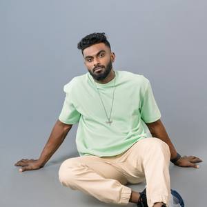 Camiseta de algodón 100% de calidad superior hecha a medida patrón sólido ajuste Regular de gran tamaño al por mayor camiseta de ajuste Regular - Product Image 5