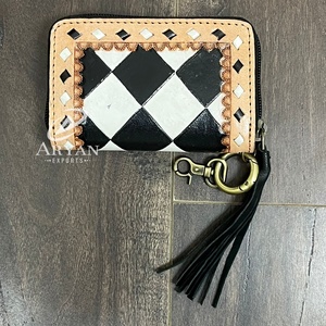 Exclusif 2025 Portefeuille à fermeture éclair à carreaux avec porte-clés Porte-monnaie en cuir usiné Mini sac mignon avec pochette à pompon pour femme - Product Image 1