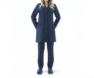 Uniforme de Enfermería Azul Marino para Mujer Profesional, con Blusa Tipo Túnica de Manga Larga con Botones y Pantalones a Juego - Product Image 1