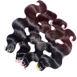 Cheveux bruts de haute qualité corps pointe ondulée Ombre couleur faisceaux avec fermeture pour faire des perruques à partir de vrais cheveux vietnamiens - Product Image 1