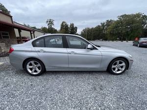 BMW Serie 3 328i 2013 usado en venta a bajo precio - Product Image 4