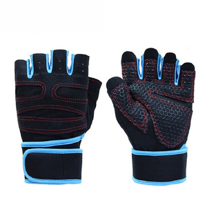 Gants de musculation en cuir synthétique sur mesure avec service OEM Gants de musculation pour poignet Gants d'entraînement croisé fabriqués au Pakistan - Product Image 1