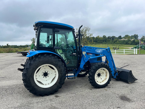 Tracteur agricole 4x4 LS bleu de qualité abordable avec chargeur frontal, machine agricole multifonctionnelle - Product Image 6