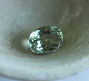 Gema Suelta de Amatista Verde Natural de Alta Calidad, Corte Ovalado Hecho a Mano, Cristal para Joyería Fina, Gemas Mehrajudin, Tercera Parte - Product Image 3