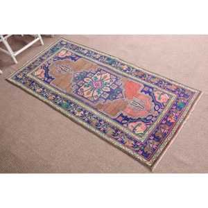 Alfombra Turca Tradicional de Lana de 3.3x6.7 pies con Diseño de Parches a Rayas Azules y Base de Látex - Product Image 3