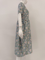 Dernières robes mi-longues florales d'été du modèle Chibi col carré décontracté longueur plus courte pour le quotidien ou les vêtements de nuit