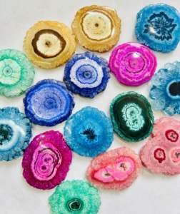 Increíble collar con colgante Druso de ágata arcoíris, joyería de piedras preciosas naturales, precio barato, mezcla de piedras preciosas de ágata arcoíris, piedras preciosas sueltas - Product Image 4