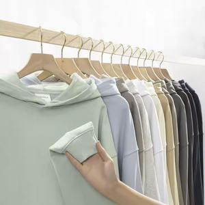 Vente en gros Sweat à capuche court surdimensionné unisexe Sweat à capuche personnalisé de couleur bonbon pour hommes Saison d'hiver Techniques de teinture unie - Product Image 1