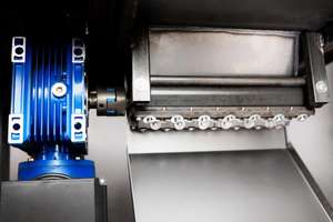 Guillotine électrique Altair S pour couper le tabac, les herbes, le CBD, les feuilles de chicha - Compatible 110V/220V - Garantie 1 an - Product Image 3