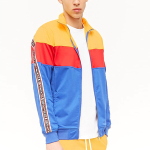 Nouveau style de survêtements de course avec logo personnalisé Survêtement de course confortable en tissu solide Streetwear pour hommes pour le sport - Product Image 1