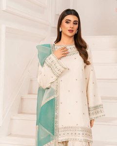 Nuevo diseñador Farshi Palazzo para mujer, colección de ropa, tela de seda pura Natural con Secuencia de bordado y trabajo manual de diamantes - Product Image 3