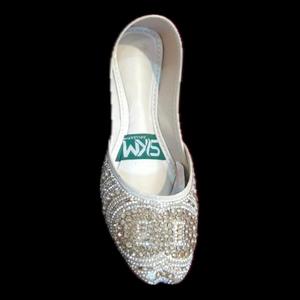 Últimos diseños Khusa Shoes Mujeres y niñas Elegantes zapatos Khusa hechos a mano para damas Calzado para uso en interiores para mujeres y niñas - Product Image 5