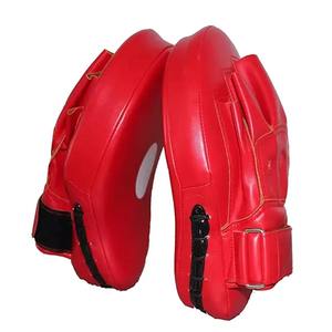 Coussinets de mise au point en cuir sur mesure Mitaines cibles Coussinets de boxe thaïlandais personnalisés de haute qualité Résistant aux chocs Personnalisable - Product Image 5
