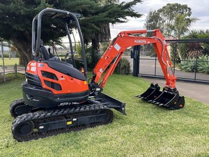 Mini-excavatrice sur chenilles U25 la plus vendue, avec composants KYB, couple élevé, moteur 28 CV, garantie 3 ans - Product Image 2
