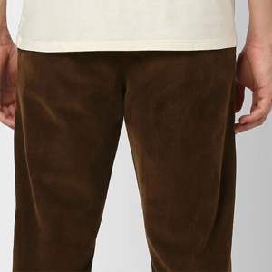 Joggers atléticos relajados para hombres-Ideal para gimnasio o actividades al aire libre, ajuste cómodo con tecnología de secado rápido - Product Image 4