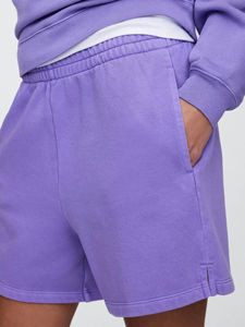 Nouveau arrivé 2025 short pour femme haute qualité personnalisé DTF imprimé logo boxy court avec poches latérales short respirant pour femme - Product Image 4