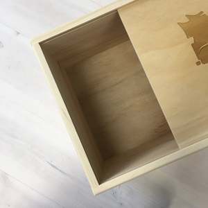 CHRISTMAS TRUCK <b>KEEPSAKE</b> STORAGE <b>BOX</b> Festive Holiday Ornament Organizer and Display Case - Product Image 5
