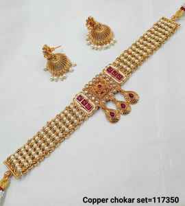 ENSEMBLE DE BIJOUX INDIENS TRADITIONNELS ET À LA MODE EN CUIVRE ENSEMBLE DE BIJOUX DE MARIAGE POUR FEMMES BOUCLES D'OREILLES ET COLLIER - Product Image 2