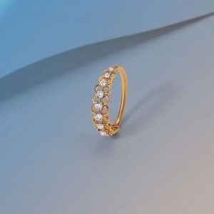 แหวนเพชรธรรมชาติสีทอง14K ขายส่ง | สายรัดเพชรปูที่ทันสมัยสวมใส่ทุกวัน | เครื่องประดับผู้หญิงตามสั่งเพื่อรับการรับรอง - Product Image 1