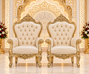 Magnifique structure de mandap de mariage de style maharaja en cristal doré, mandap de mariage luxueux en bois doré avec draperies rouges et décorations florales - Product Image 5