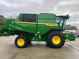 Matériel agricole d'occasion pour la récolte du blé et du riz, moissonneuse-batteuse John Deere T6 700 à vendre - Product Image 5