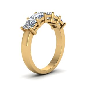 Bague de fiançailles en diamant de laboratoire à 5 pierres, taille princesse, sertie à griffes, design élégant - Product Image 3