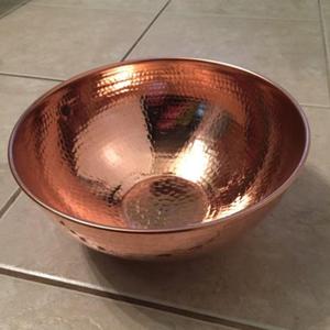 Recién llegado, cuenco de cobre con acabado antiguo con diseño único con cuenco de cobre de trabajo de diseño martillado al mejor precio - Product Image 3