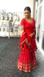 Lourd Designer Dernières Vêtements De Mariage Faux Georgette Lourd Séquence Broderie Travail Top Et Sharara Avec Fantaisie Dentelle Dupatta - Product Image 4