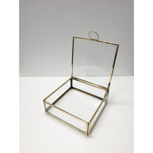 Caja de Joyería Hexagonal de Vidrio con Marco de Metal Dorado, Organizador de Vidrio Transparente, Exhibidor Moderno de Forma Geométrica de Diamante con Tapa con Bisagras - Product Image 3