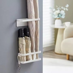 Rangement organisé pour parapluie intérieur avec support en métal parfait pour les maisons, les restaurants, les bureaux et les entrées avant - Product Image 2
