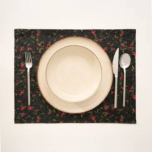 Ensemble de 8 sets de table 100 % coton à motif cerise noire, 35x45 cm, pour la maison, techniques d'impression - Product Image 3