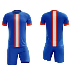 Ensembles de maillots et shorts de football à demi-manches au prix de gros 2024 uniformes de football légers de meilleure conception Service OEM personnalisé