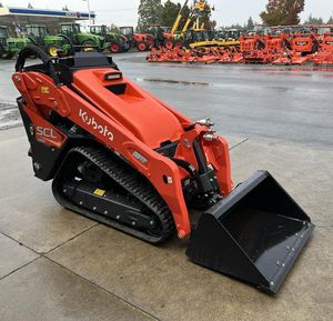รถตักล้อยางขนาดเล็ก Kubota SCL 1000 เครื่องยนต์ดีเซลคุณภาพสูง ใหม่เอี่ยม พร้อมอุปกรณ์เสริมอเนกประสงค์สำหรับงานขุด - Product Image 2