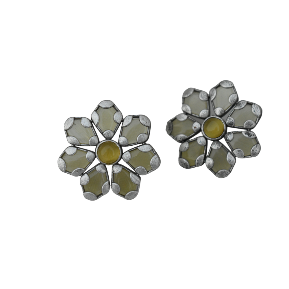 สีเหลือง