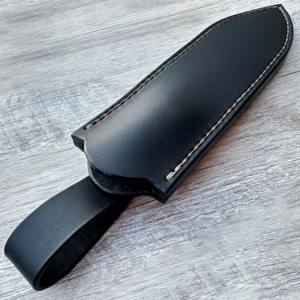 Funda de Cuero de Grano Rico Multiusos Hecha a Mano de Alta Calidad para Cuchillos de Hoja Fija - Product Image 3