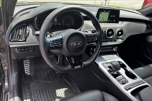 KIA STINGER GT2 AWD 2020 IMPECABLE, con Volante a la Izquierda/Derecha, Motor V6 Twin-Turbo de 365 HP, Tracción en las Cuatro Ruedas, Listo para Enviar - Product Image 4