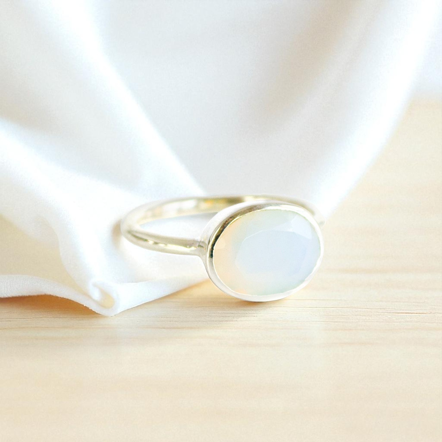 เงินโอปอล