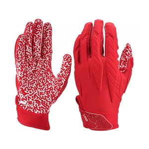 Fabricant de gants de football en cuir au Pakistan offrant des services de marquage personnalisé et de production en gros sous marque privée pour une utilisation hivernale avec une meilleure adhérence. - Product Image 4