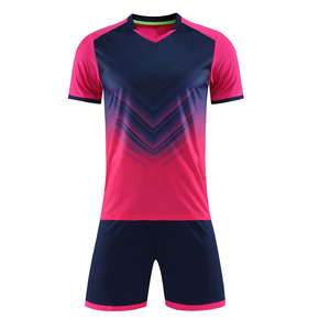 2025 Ropa de hombre Nuevo diseño Diseño personalizado Sublimado Transpirable Hecho de 100% Poliéster Venta al por mayor Precio más vendido Uniforme de fútbol - Product Image 5