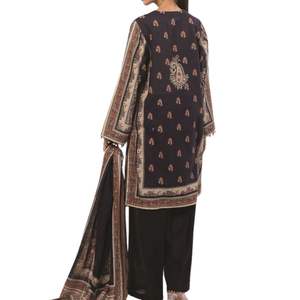 Ensemble de vêtements ethniques pour femmes, Karandi Shalwar Kameez, trois pièces, brodé, costume de créateur, robe de soirée d'hiver avec châle et pantalon - Product Image 2