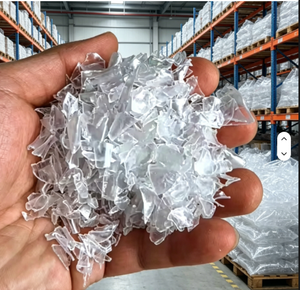 Flocons de bouteilles PET recyclées, flocons PET transparents, matière première PET post-consommation de haute qualité pour la fabrication de plastique recyclé en vrac - Product Image 3