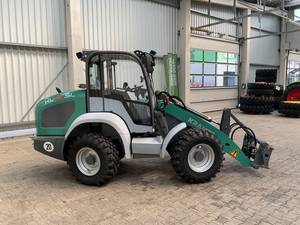 Cargadora de Ruedas Compacta Kramerr KL25.5L, 46 HP, Diésel, 3.9 Toneladas, 2.340 kg de Carga Útil, 1.750 kg de Carga de Volteo, Dirección en Todas las Ruedas - Product Image 3