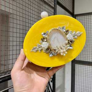 Pochette en résine époxy Design de luxe créatif pour femmes et filles Nouveau fourre-tout promotionnel BaHigh Quality Handmadg - Product Image 2