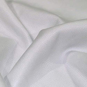 Veste de style universitaire pour homme, noire et crème, manches en cuir, doublure matelassée, bordure côtelée rayée, streetwear urbain tendance - Product Image 4