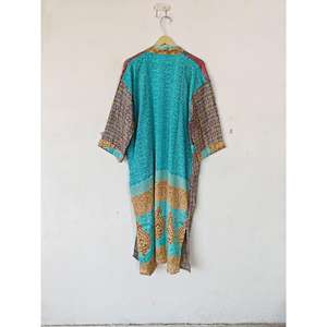 Veste de Kimono Sari en Soie Recyclé Vintage Chemise de Nuit Robe Wrap Floral Design Beach Wear Robe de Chambre d'Été Vêtements de Nuit Thermiques - Product Image 6