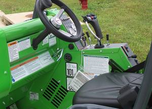 Minicargadora Avant 423, Cargadora de Ruedas con Motor Kohler de 25KW, Bomba Hidráulica, Caja de Cambios, Motor, Nueva - Product Image 3