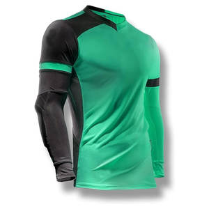 Camisetas de entrenamiento de fútbol de estilo personalizado con nombre y diseños de números personalizados, proveedor OEM de Pakistán para uniformes de fútbol - Product Image 4