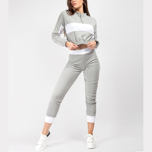 Ensemble deux pièces décontracté pour femme, broderie personnalisée, couleur unie, sweat à capuche en molleton mi-épais avec cordon de serrage, automne - Product Image 1
