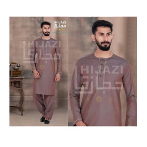 ชุด Kurta ผ้าฝ้ายสไตล์ดั้งเดิมของผู้ชายคอกลมและลายดอกไม้ทันสมัย - Product Image 2