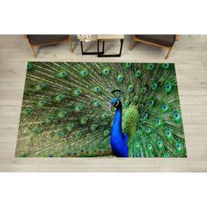 Alfombra con Estampado de Plumas de Pavo Real: Alfombra de Chenilla Verde Antideslizante 3D para Interiores con Diseño Animal - Product Image 1